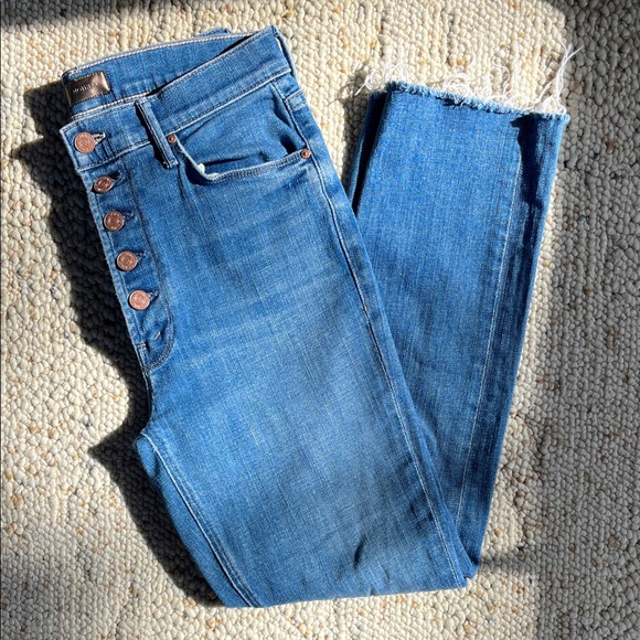 MOTHER Denim - MOTHER Blue Ankle Jeans with Button Detail